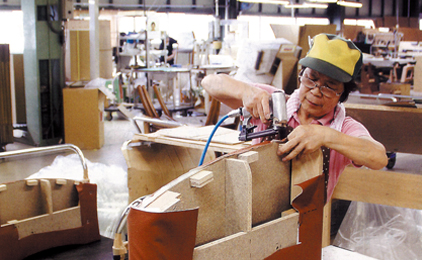 広島県 しごと計画学校 広島 校 木工家具の製造ライン軽作業 時給制 のアルバイト パートの求人情報