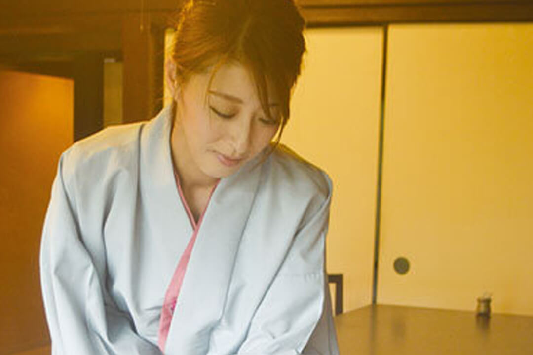 郷屋敷　本店(株式会社郷屋敷)讃岐料理店での接客〔昇給・まかない有〕画像|S