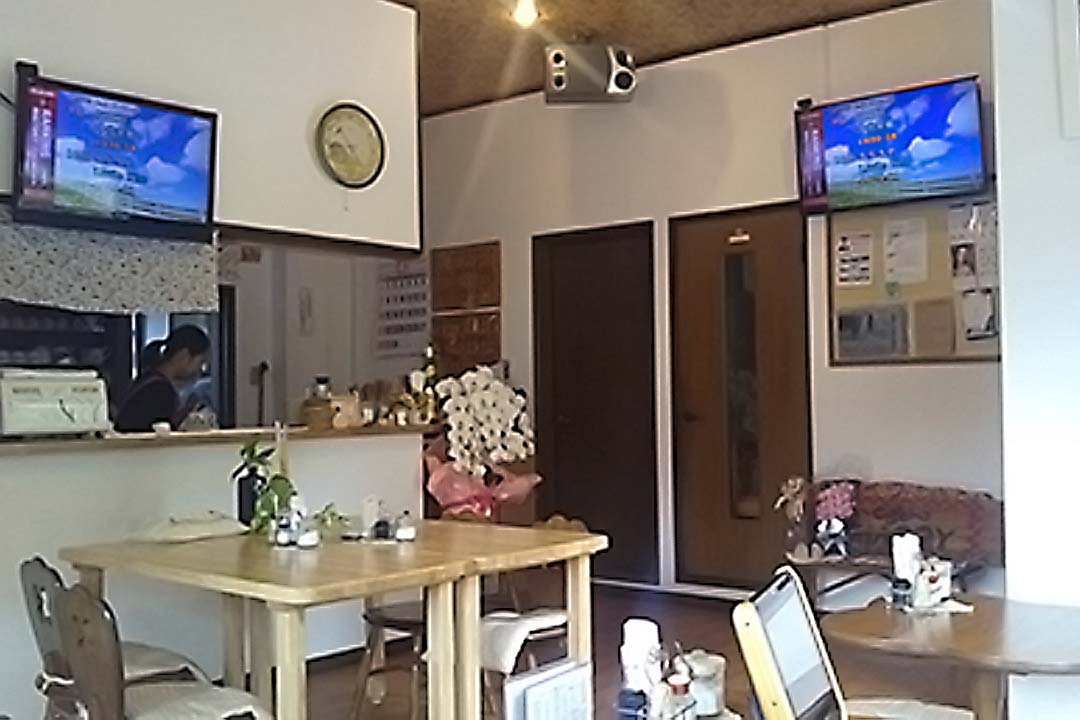 チャーミングハッピー商事株式会社各種配膳･接客スタッフ〔登録制･日払い制〕画像|S