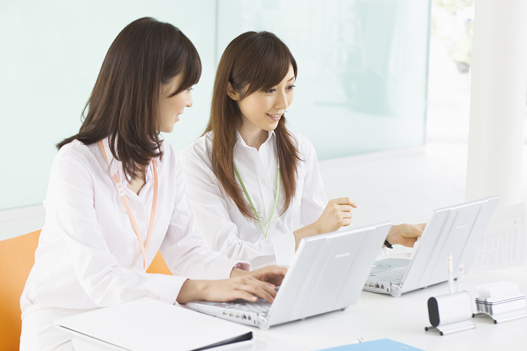 株式会社KG情報　管理本部システムエンジニア〔土日祝休み〕画像|S