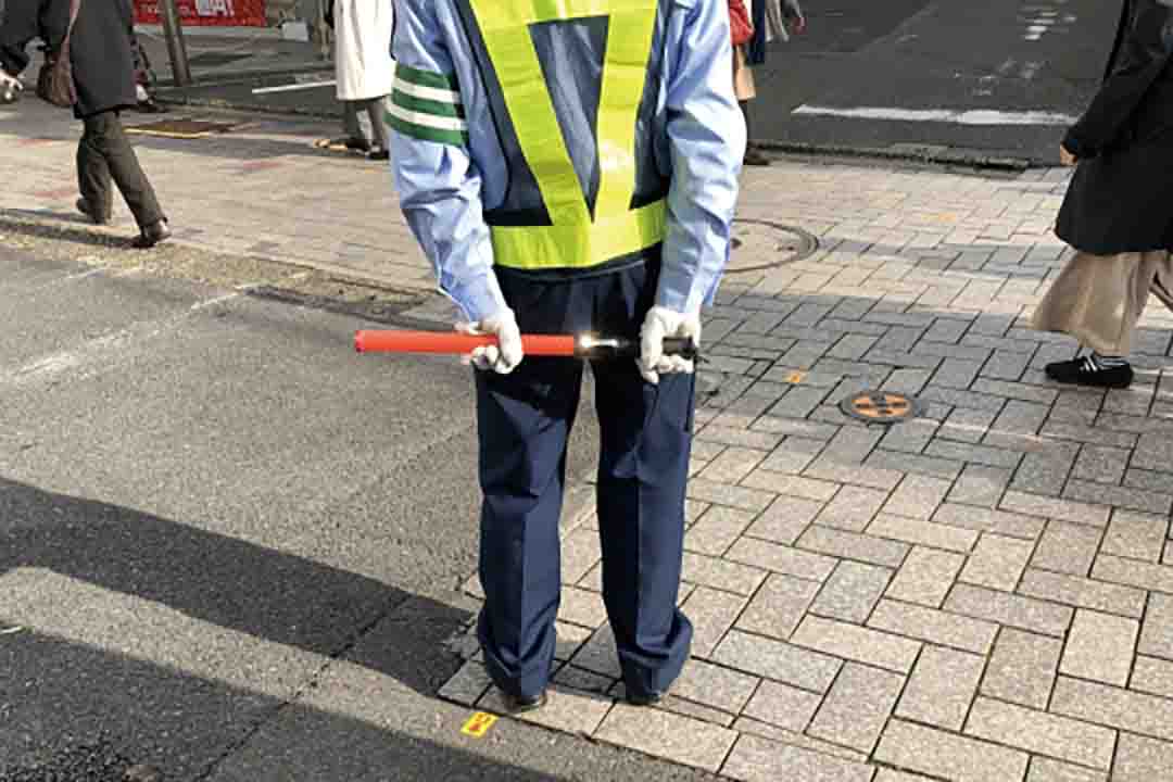 ｛週払い｝