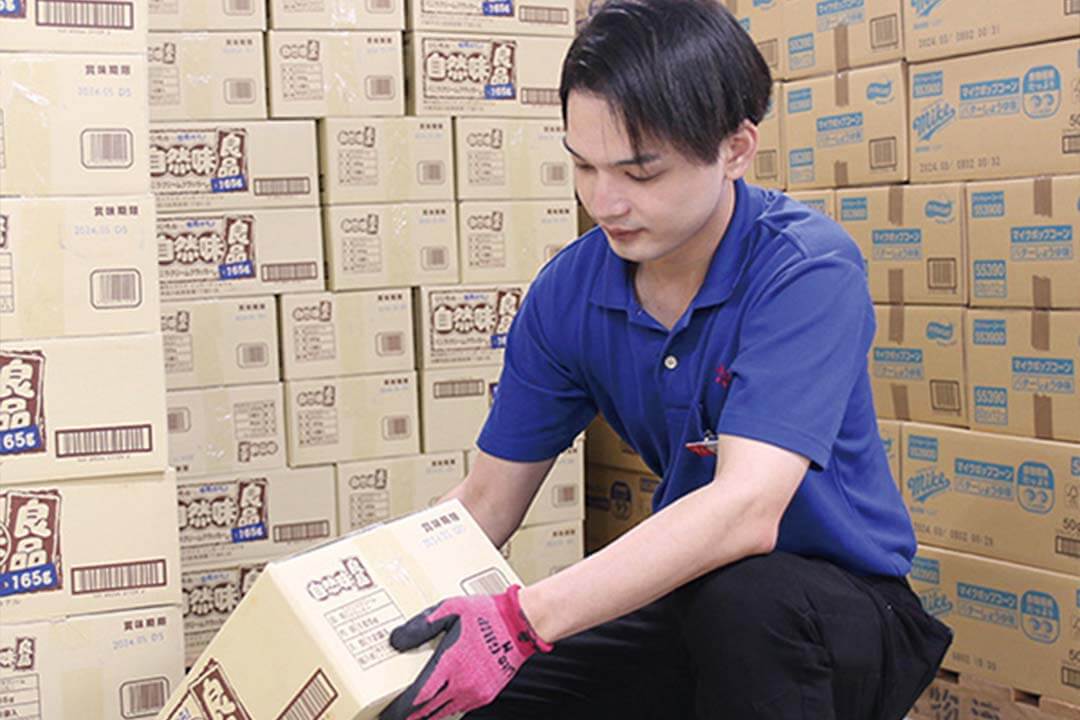 株式会社エヌエス物流(株式会社外林グループ)出荷作業画像|S