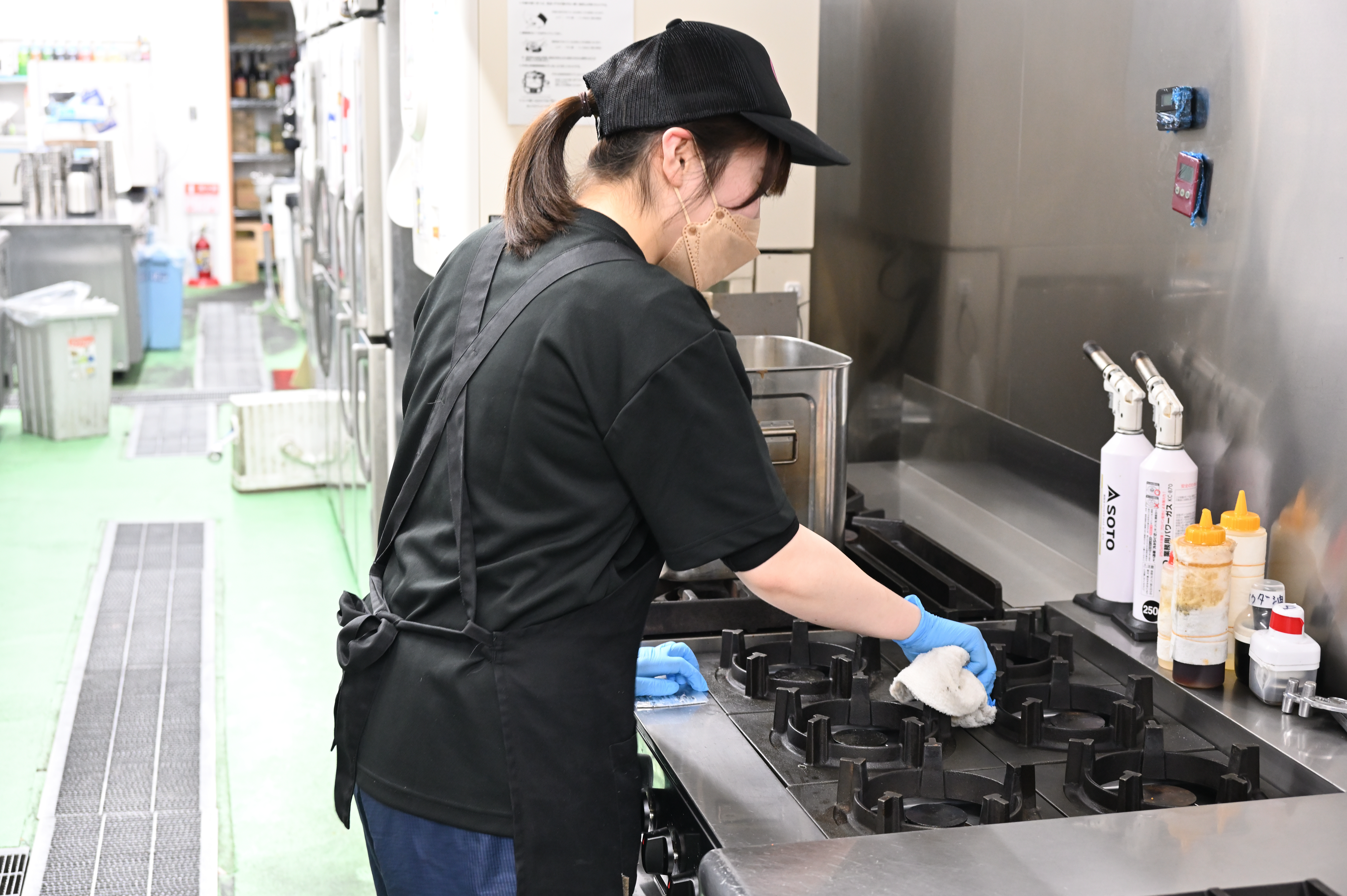時給1050円~1313円